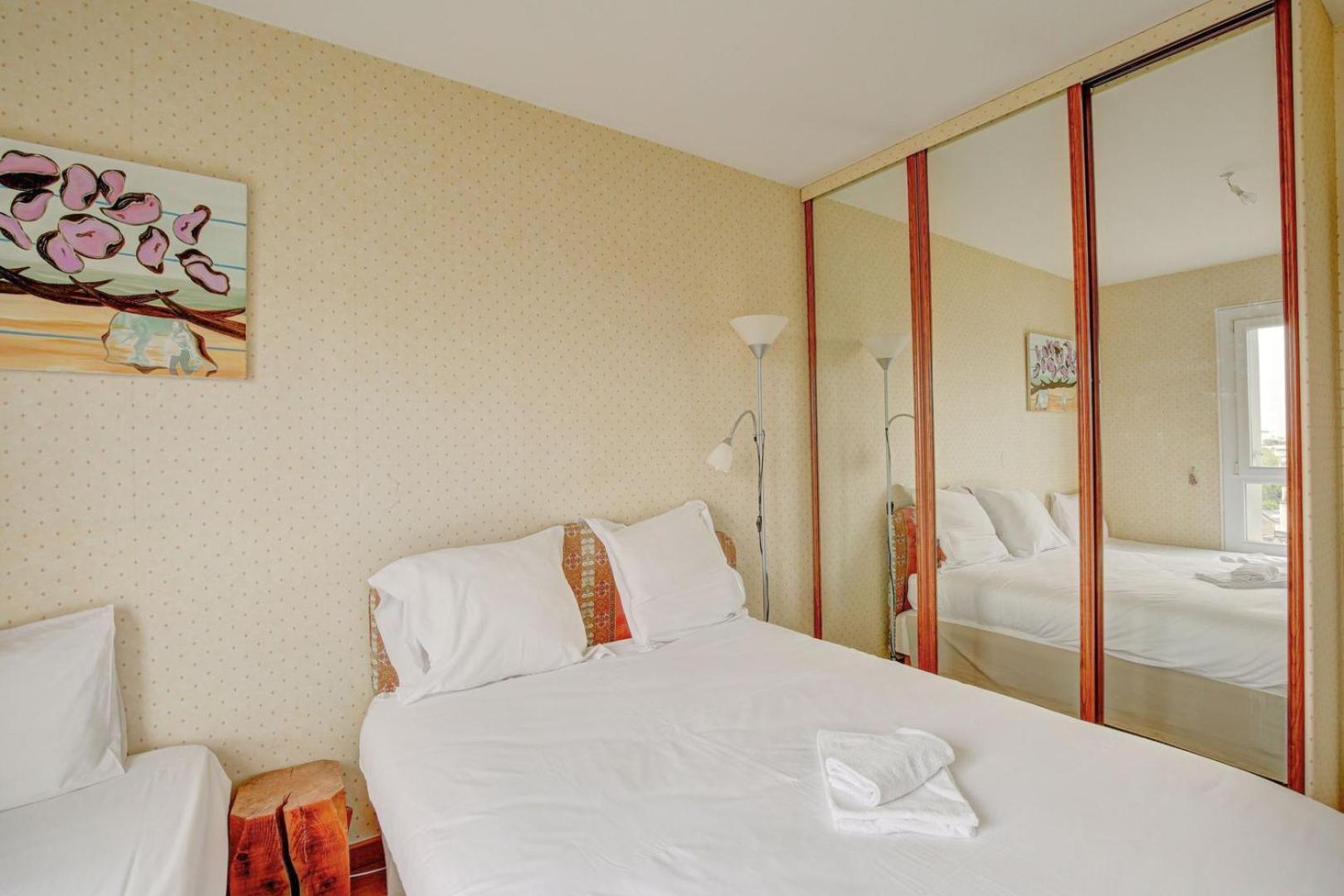 Aux Portes Des Lilas Bagnolet Exterior foto